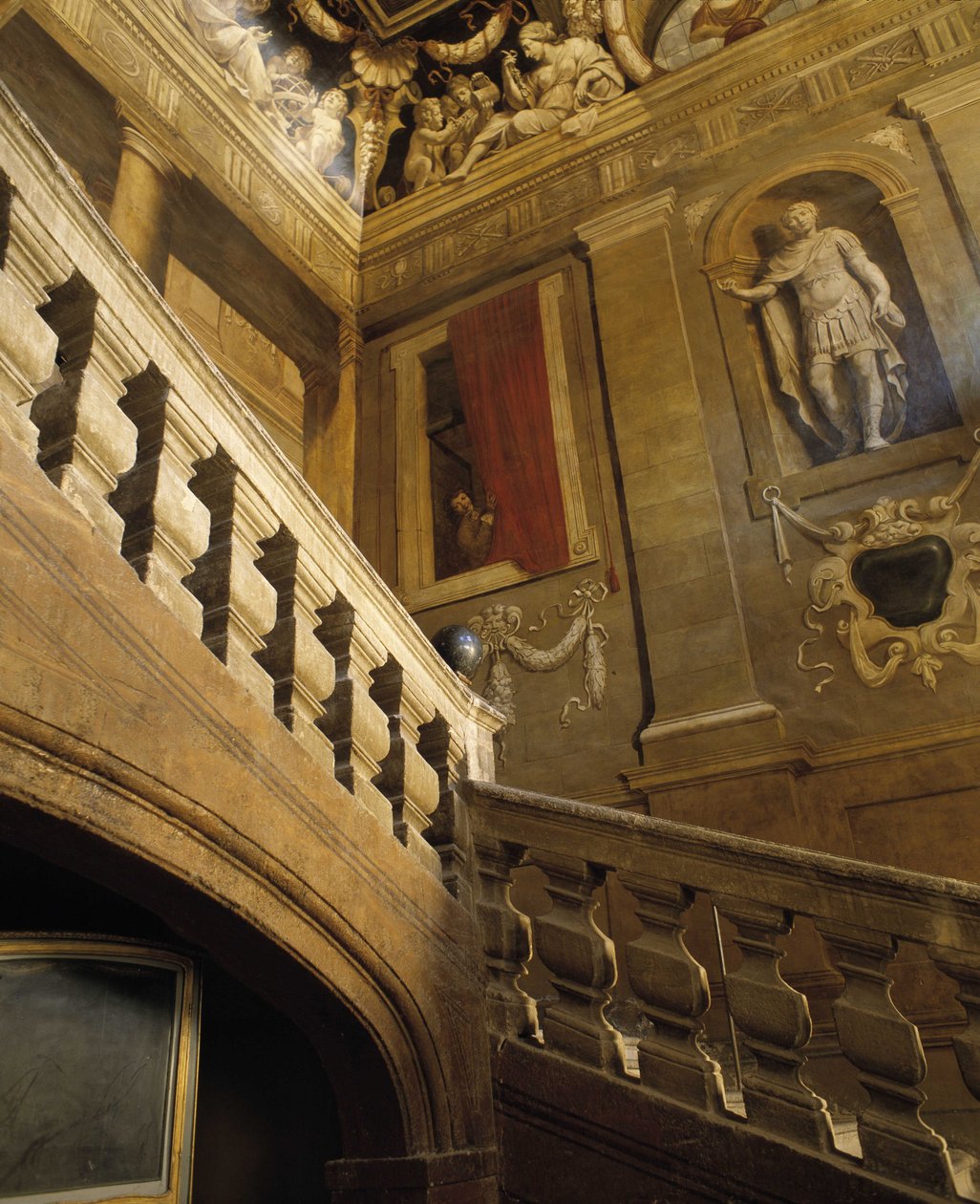 バロック建築：トロンプルイユ（だまし絵）で描かれた階段（17世紀ジャン・ダレ（1613-1668）の絵画。ホテル・ドゥ・シャトーレナードエクス・アン・プロヴァンス（Aix-en-Provence）、ブーシュ・デュ・ローヌ（Bouches-du-Rhone）（13）。 作： ジャン・ダレ