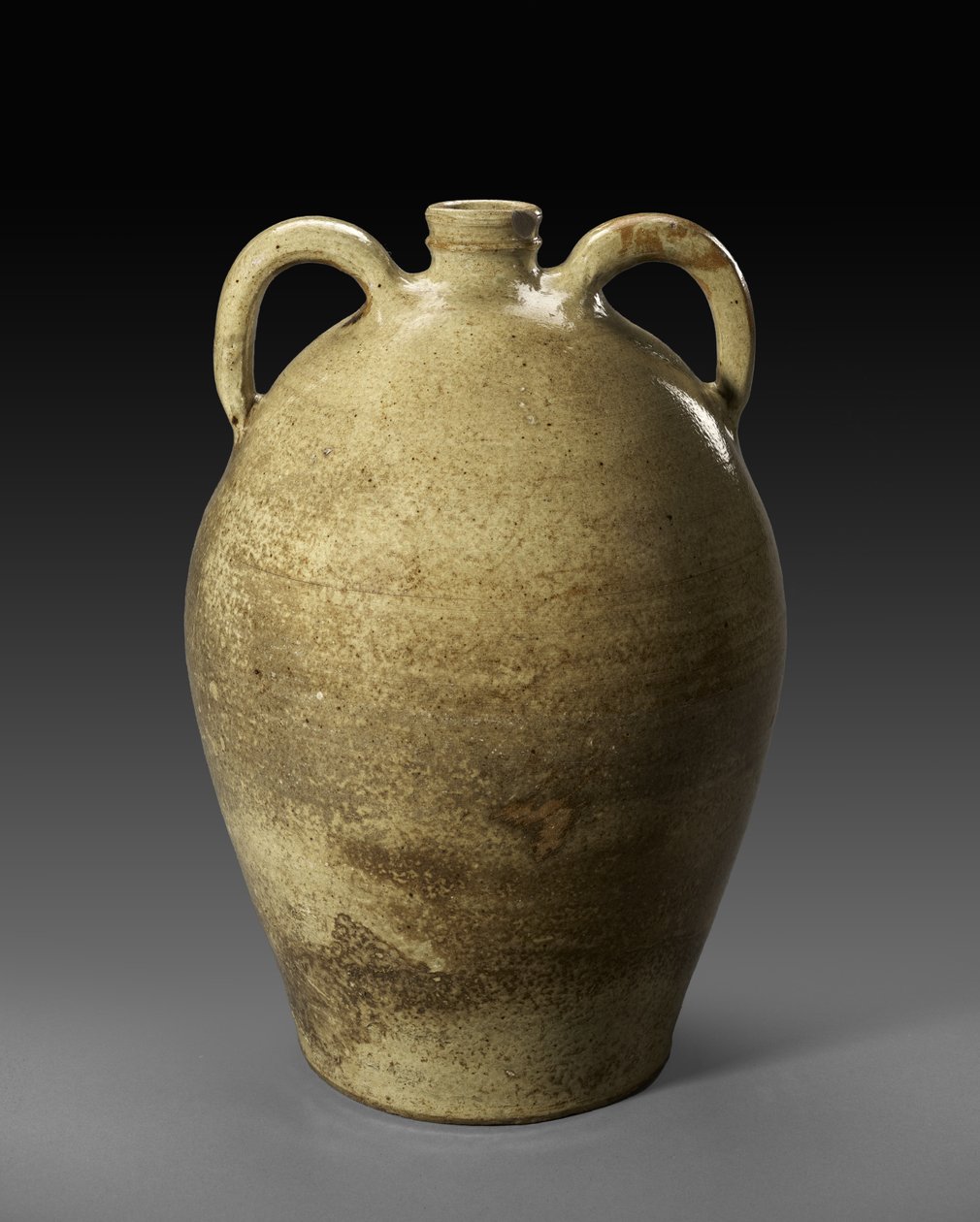 水差し、c。 1850年（アルカリ釉石器） 作： ジェファーソンS.ナッシュ陶器