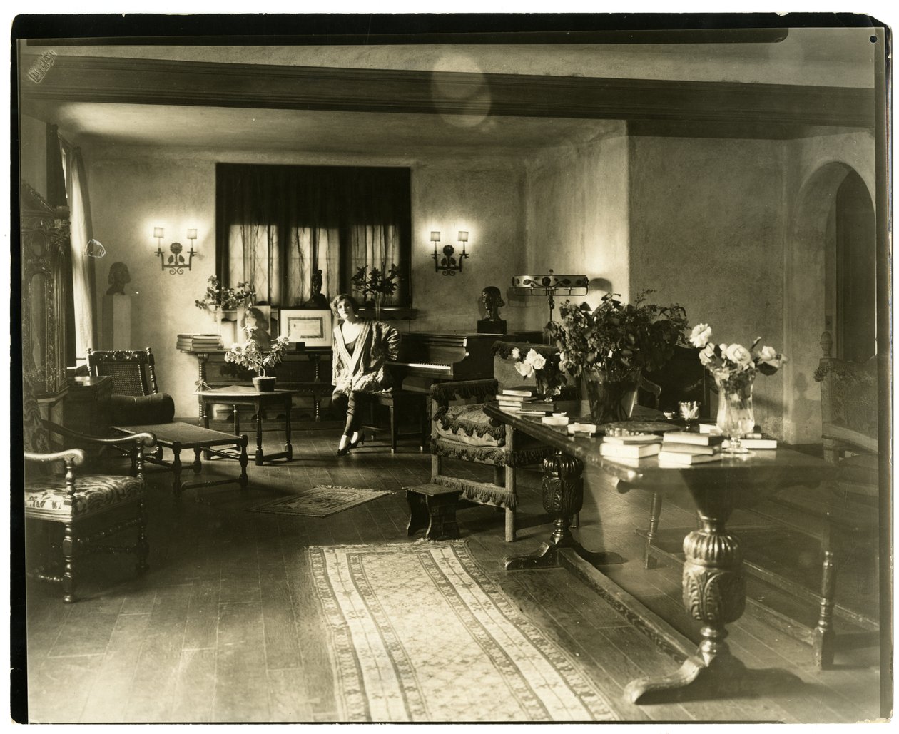 ドリス・キーン Doris Keene, c.1905-26 (ゼラチンシルバー写真) 作： ジェシーターボックスビール