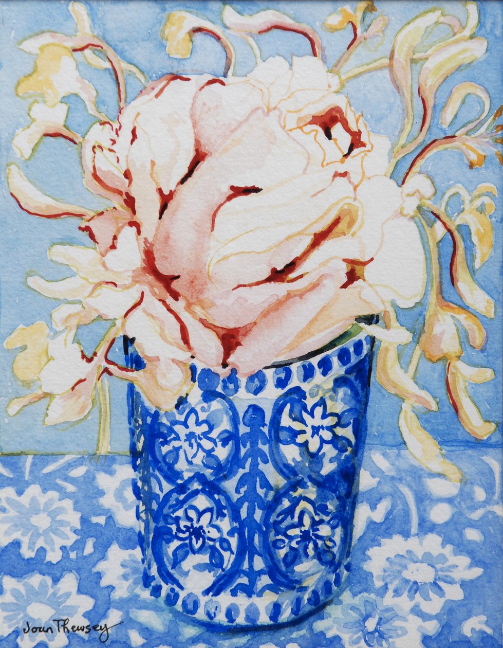 ピンクローズとハニーサックル、2000年（手作りの紙にトイレ） 作： Joan Thewsey