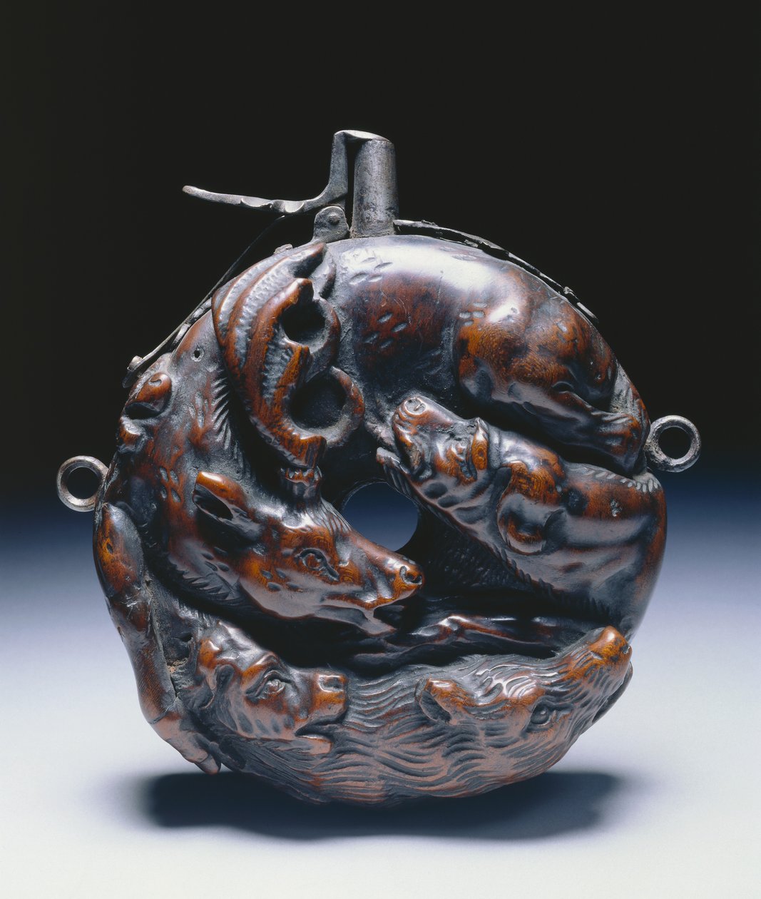 火薬入れ、1680年頃 作： ヨハン・マイケル・モーチャー