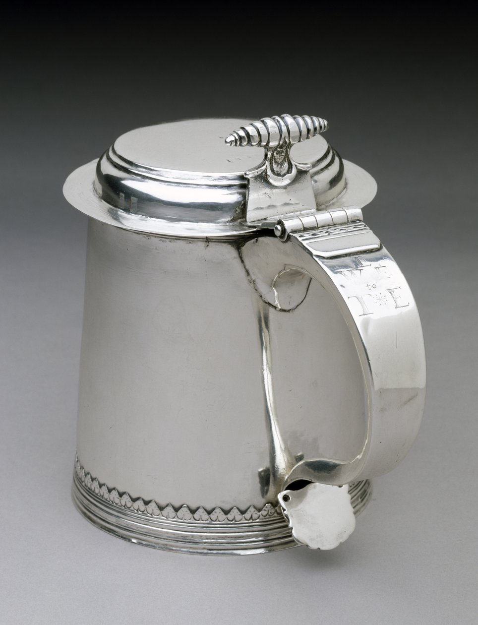 タンカード、c。 1692-1734（シルバー） 作： Johannis Nys