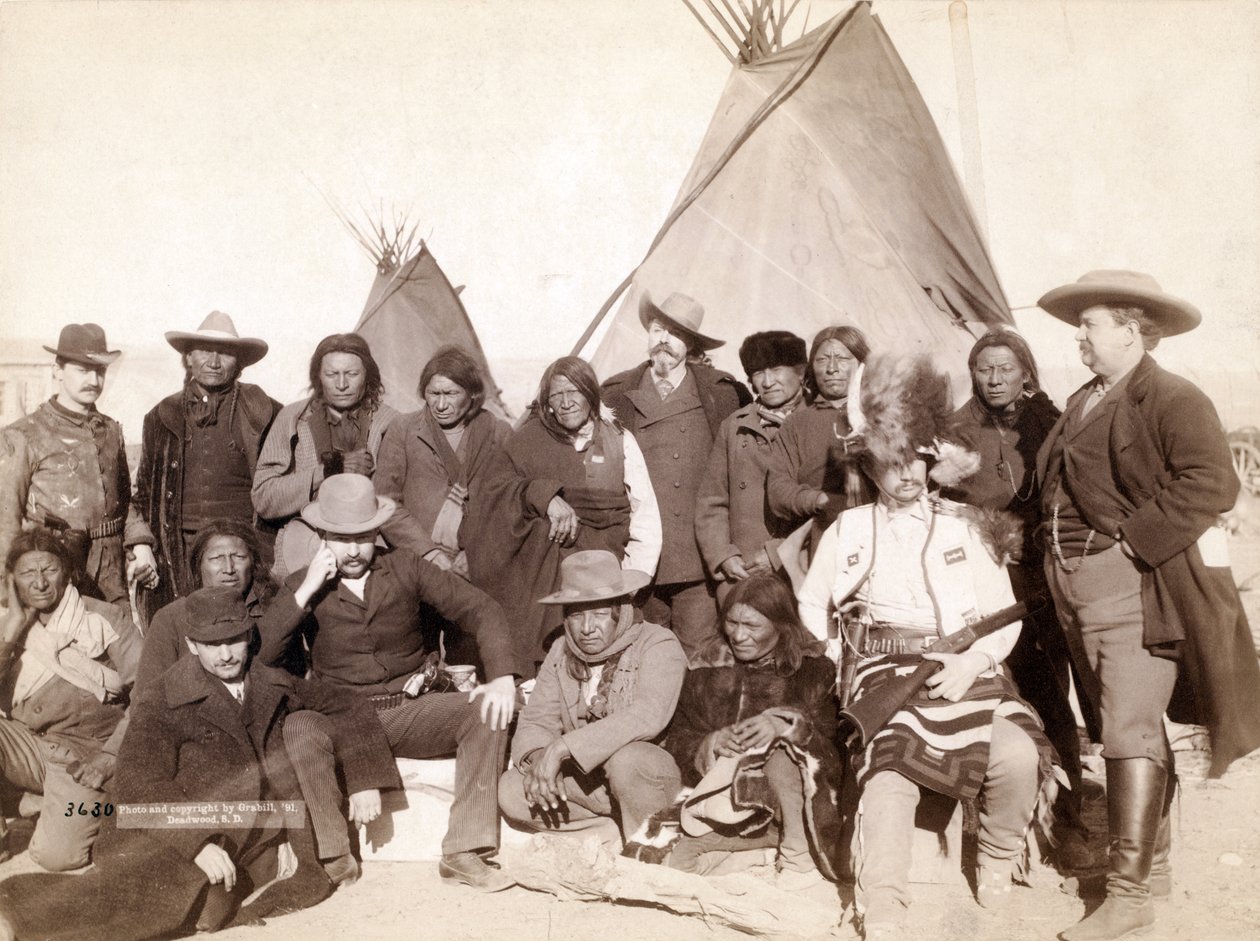 パインリッジのインディアンの首長と米国の役人、1891年 作： ジョン・CH・グラビル