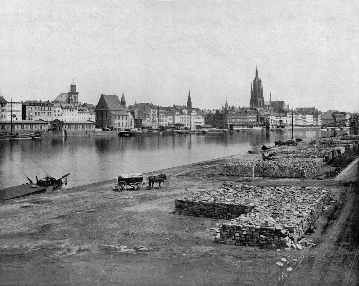 ドイツのマイン川沿いのフランクフルト、1900年頃（モノクロ写真 作： ジョンローソンストッダード