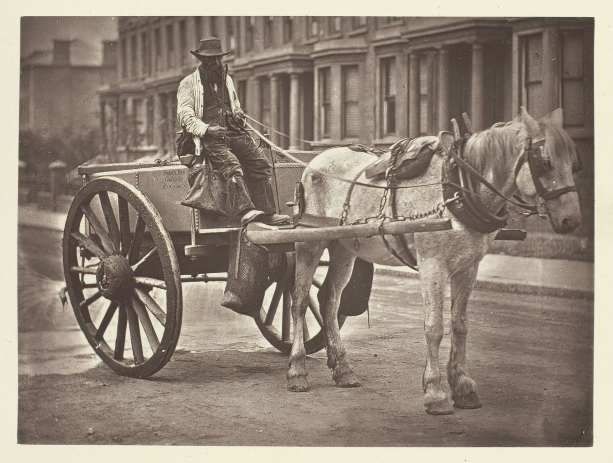 The Water-Cart、1881年。 作： ジョン・トムソン