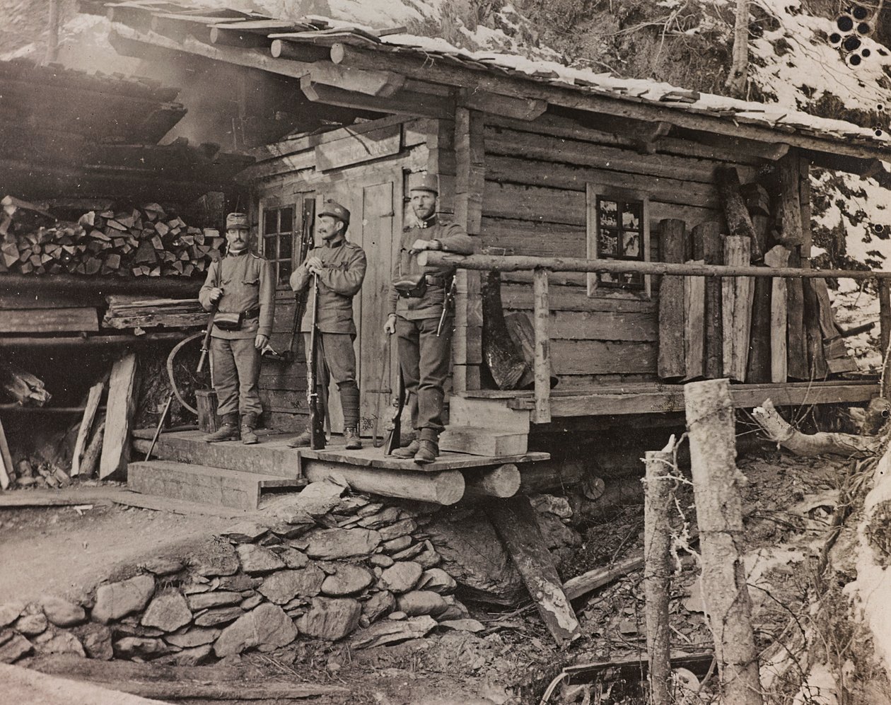 アルバム "Meine weltkriegs - Erinnerungen South-West Front (Carinthia, Italien, South Tyrol) (私の世界大戦-南西戦線の思い出（カリンシア、イタリア、トレンティーノ・アルト・アディジェ）1915/03/1931-12/11/1918 - Josef Zohles Wien ": 住宅担当者（モノクロ写真 作： ヨーゼフ・ゾーレス