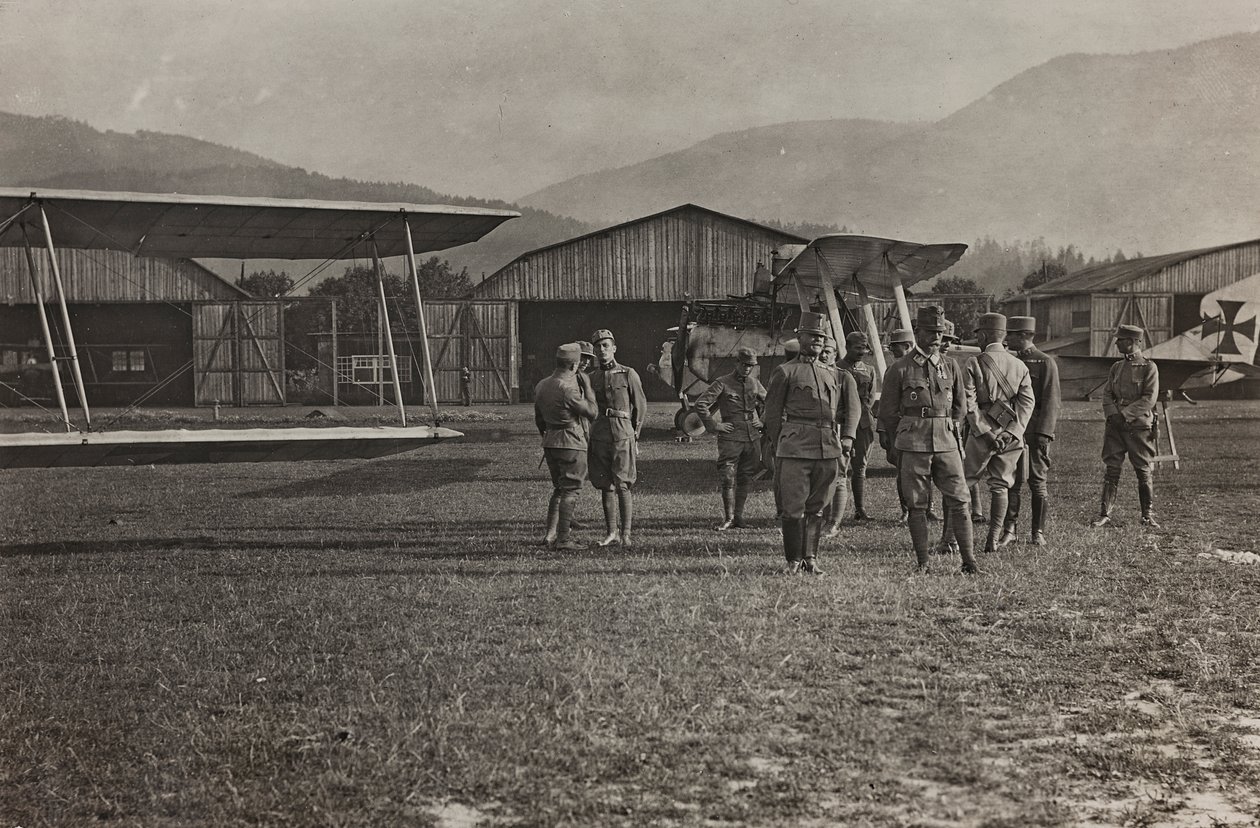 アルバム "Meine weltkriegs - Erinnerungen the South-West Front (Carinthia, Italien, South Tyrol) (私の世界大戦-南西部戦線の記憶（カリンシア、イタリア、トレンティーノ・アルト・アディジェ）31 / III / 1915-12 / XI / 1918 - Josef Zohles Wien ": 飛行場（モノクロ 作： ヨーゼフ・ゾーレス