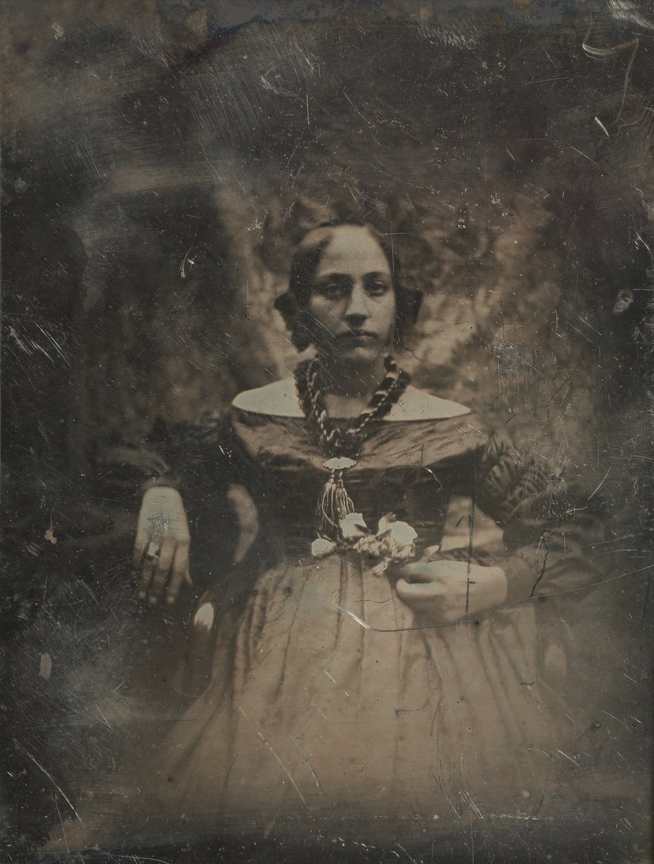 花を持つ若い女性、カリフォルニア州。 1842年。 作： ジョセフ・フィリベール・ジロー・ド・プランジー