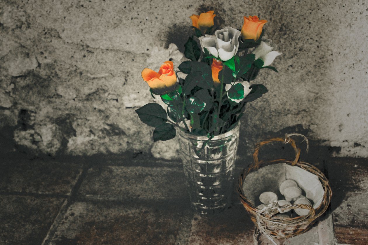 シリーズ『Chapelle du Canal』より「Candles for the Mariners」、2016年（写真） 作： ジョイライオンズ