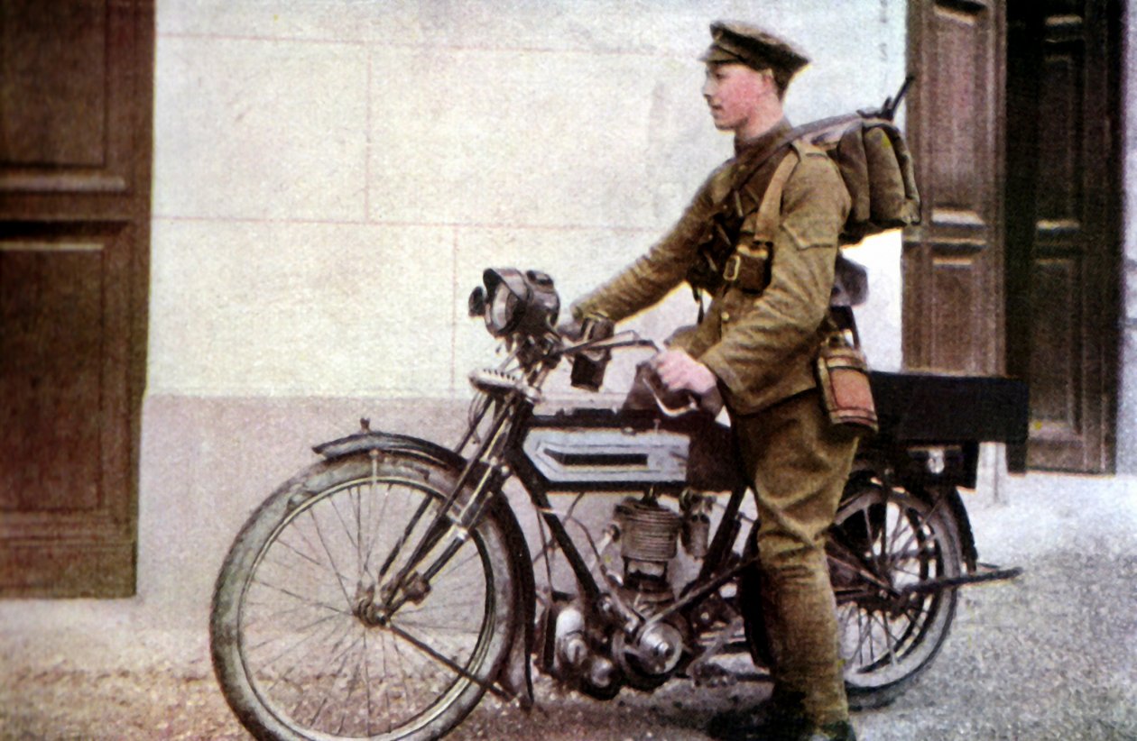 1914年9月、パリ東方のマルヌの戦いの間に離陸した英国の派遣ライダー（オートクローム） 作： ジュール・ジェルヴェ・コートテルモント