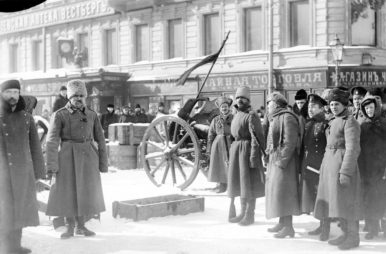1917年2月、サンクトペテルブルクのLiteiniy Prospektのバリケード 作： カール・カルロヴィッチ・ブラ