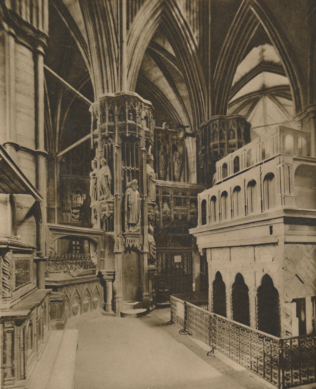 The Shrine of Edward the Confessor Behind The High Altar」（1935年頃）。 作： キング