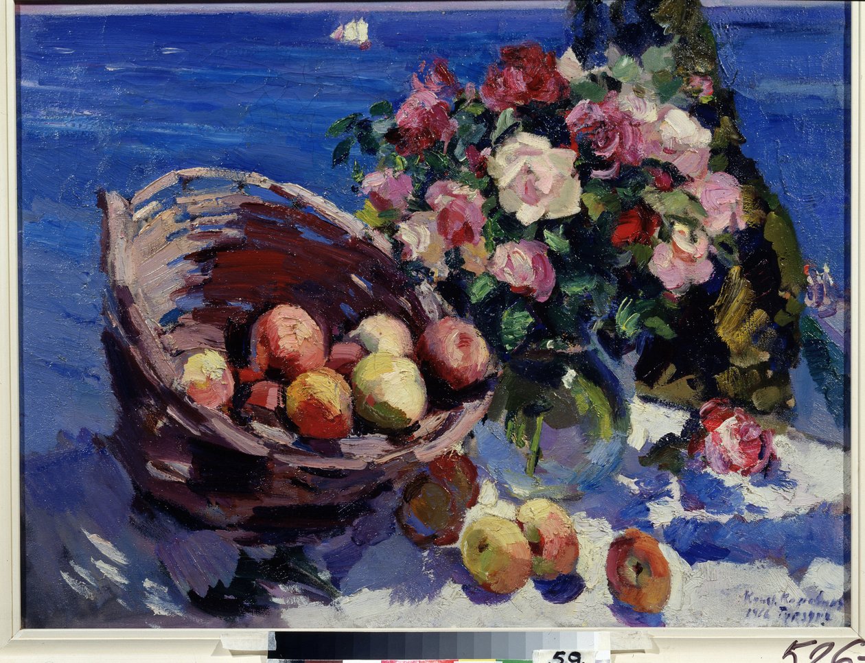 グルズフ、ウクライナ (Gurzuf)。 海辺の近くの花と果物の静物画 コンスタンチン・アレクセイヴィッチ・コロビン（コンスタンチン・コロビン）（1861-1939）による絵画、キャンバスに油彩 作： コンスタンチン・アレクゼーヴィッチ・コロヴィン