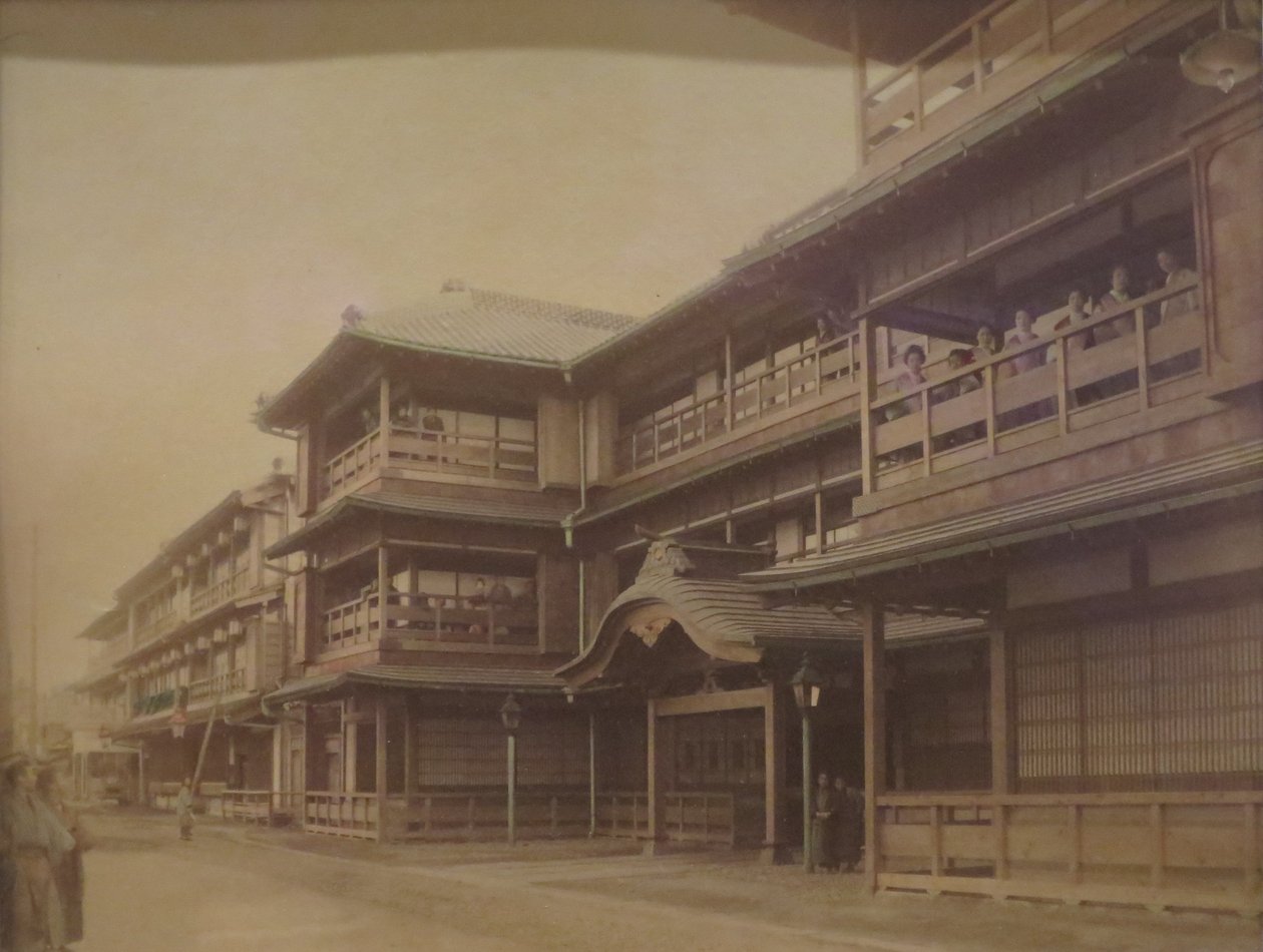 The Yoshiwara District in Tokyo 作： 日下部金兵衛