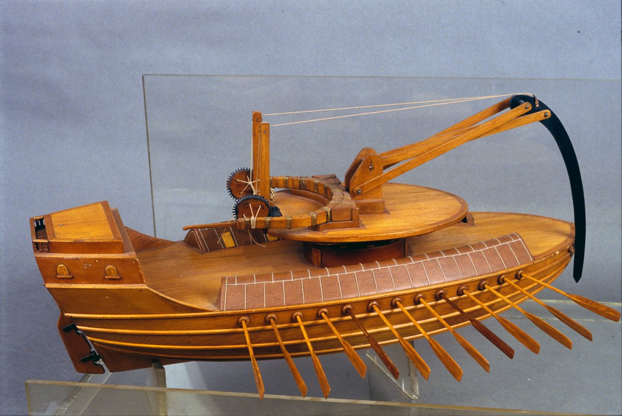エスコルピオ、エペロンのある船。レオナルド・ダ・ヴィンチ(Leonardo da Vinci)の図面からの模型。ミラノの科学技術博物館。 作： レオナルド・ダ（後）ヴィンチ