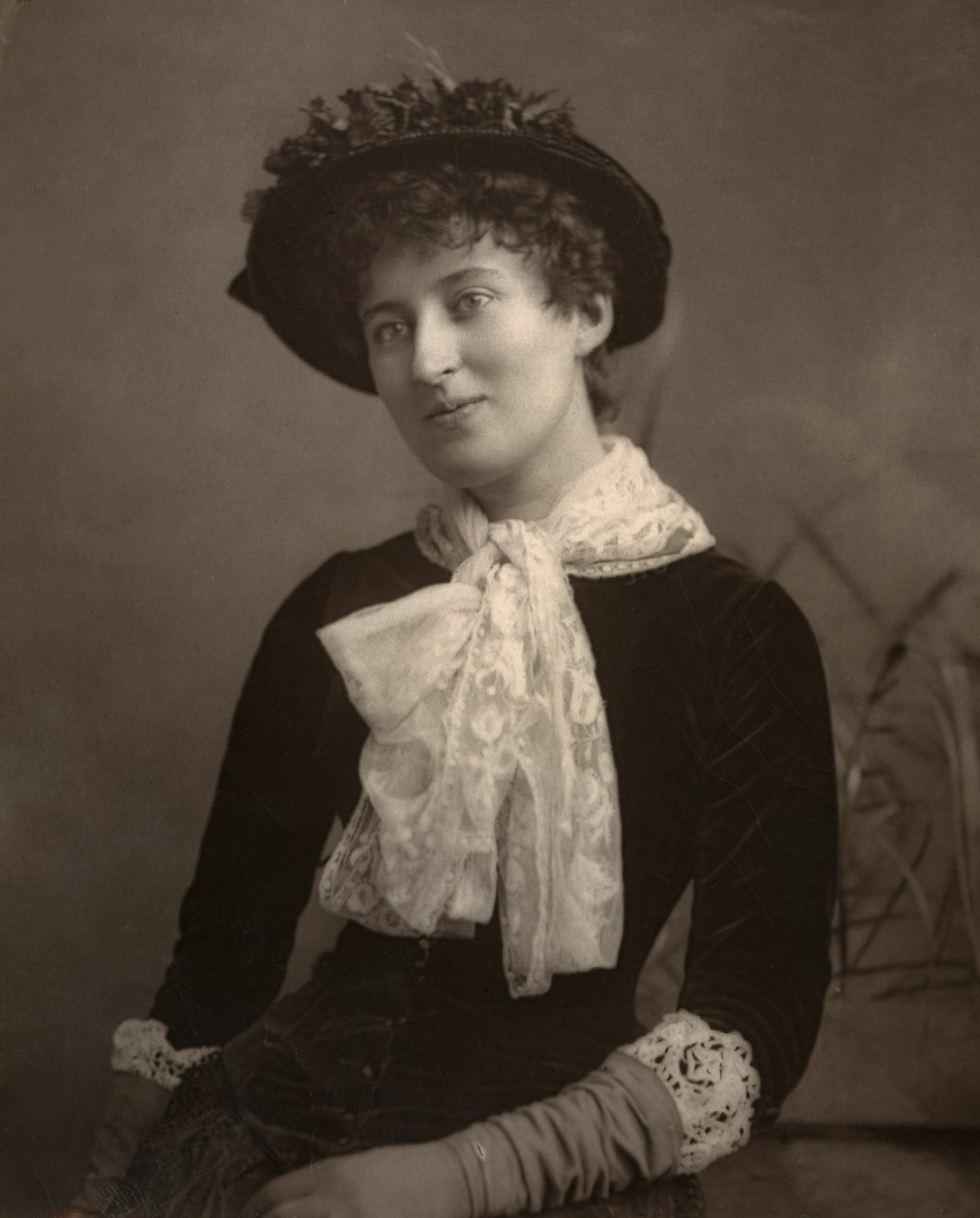 シシーグラハム、イギリスの女優、1882年 作： London Stereoscopic and Photographic Co
