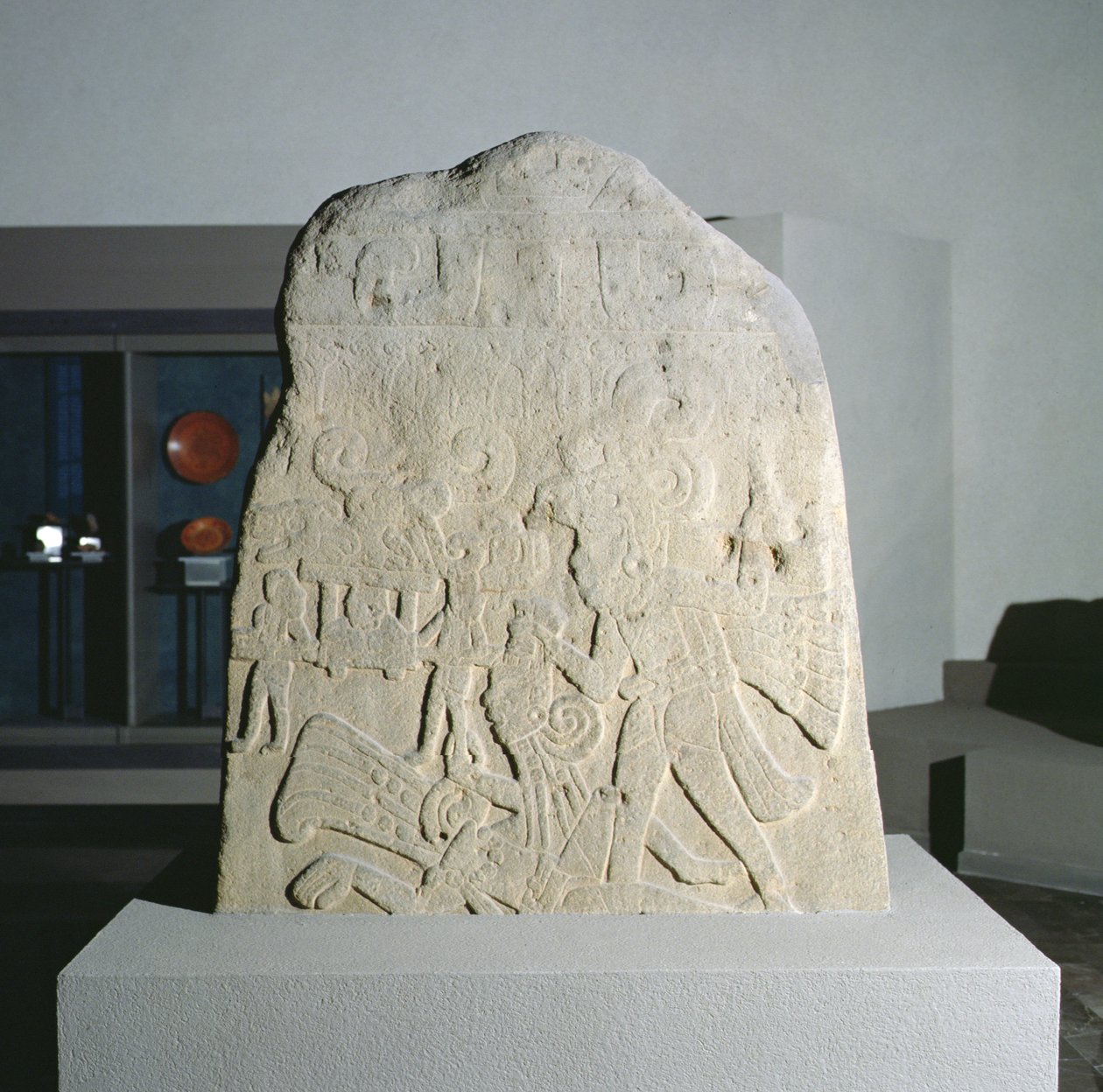 メキシコ、チアパス州イザパのステイル21、古典期前期（西暦300～600年）（石材） 作： マヤマヤ