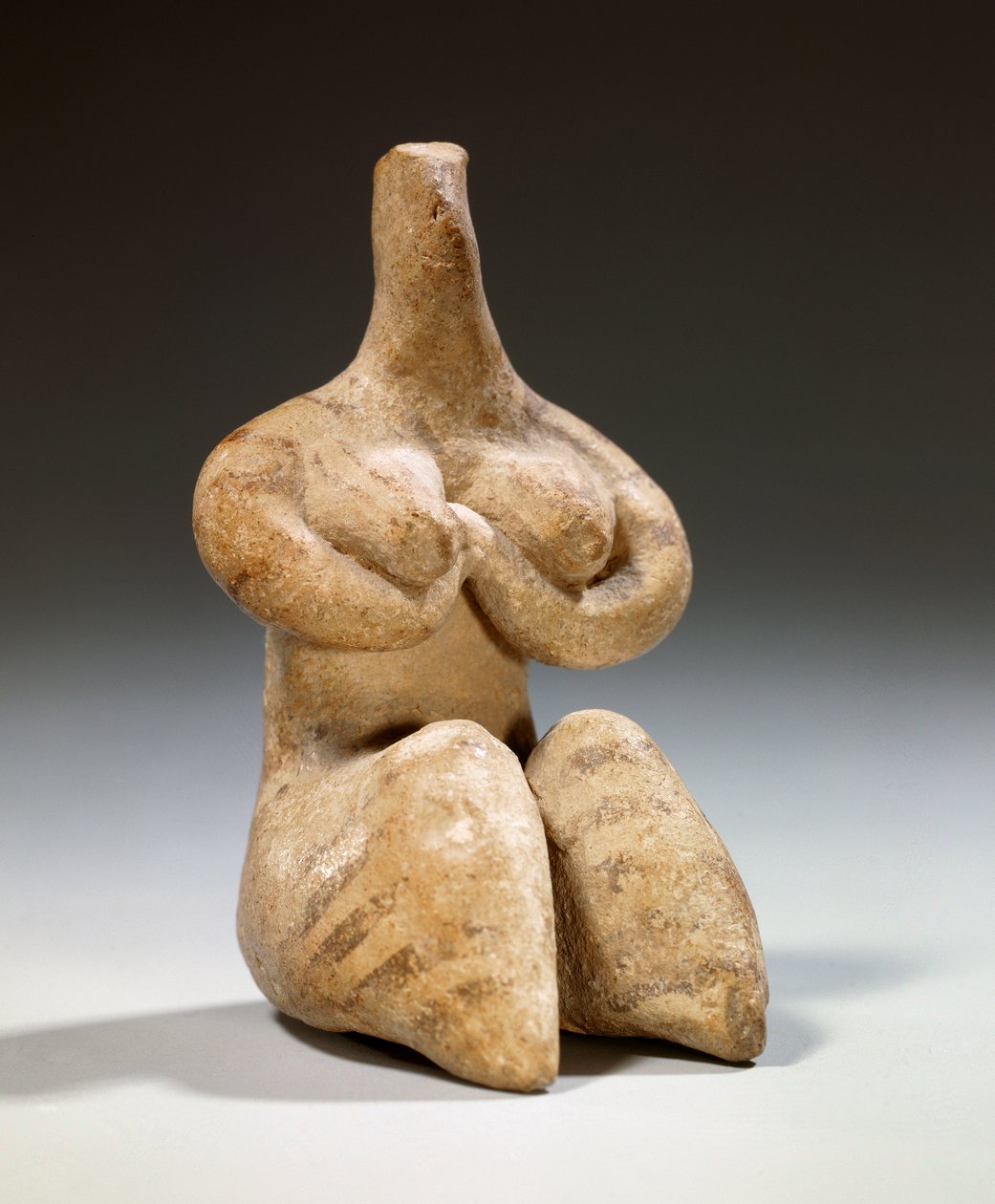 メソポタミア：ハラフ様式のテラコッタ製フェコンダイトの像。紀元前4500年パリ、ルーブル美術館 作： メソポタミアメソポタミア