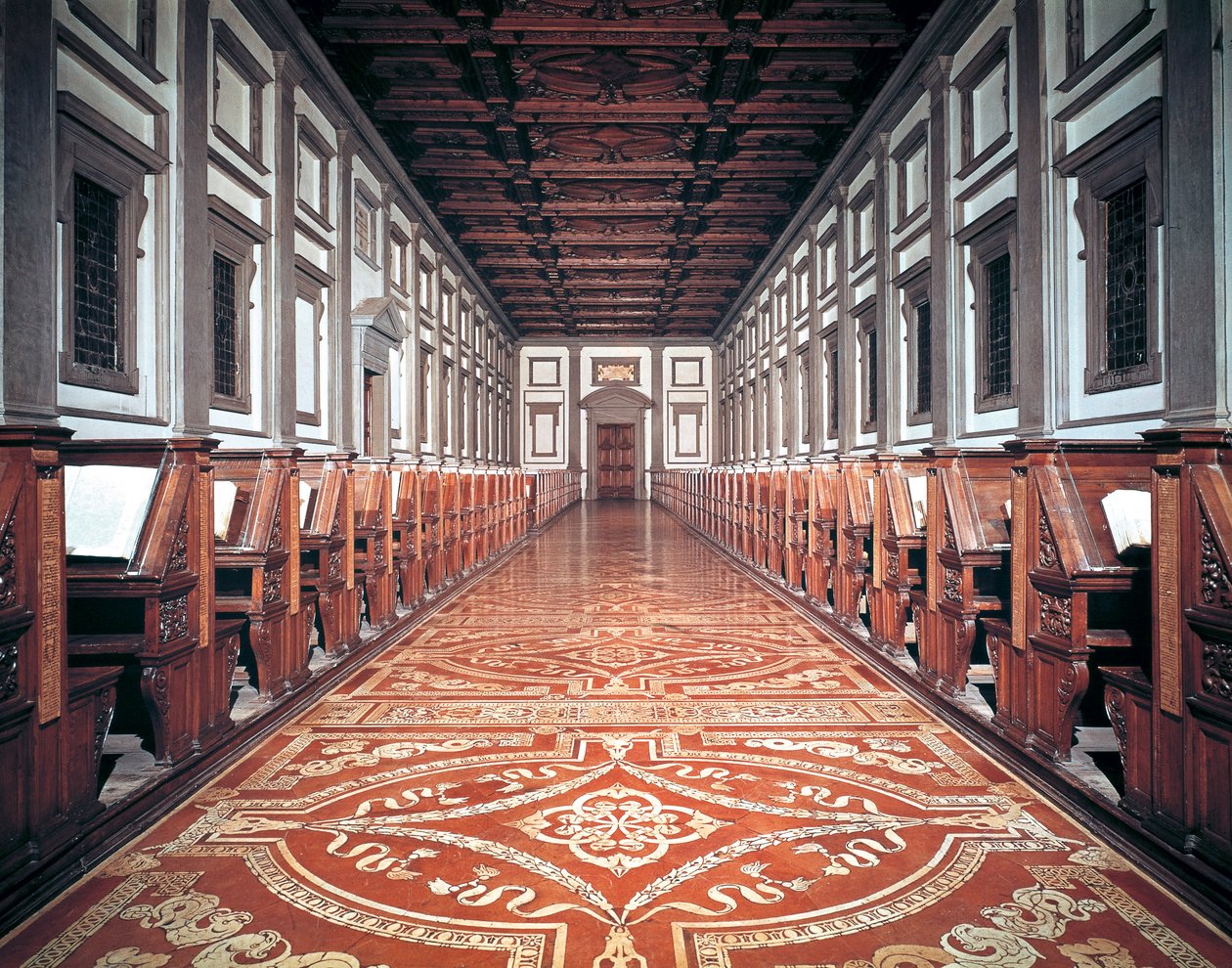 ローレンシャン図書館ホール、建築家ミケランジェロ（1475-1564）、イタリア・フィレンツェ 作： ミケランジェロ・ブオナローティ