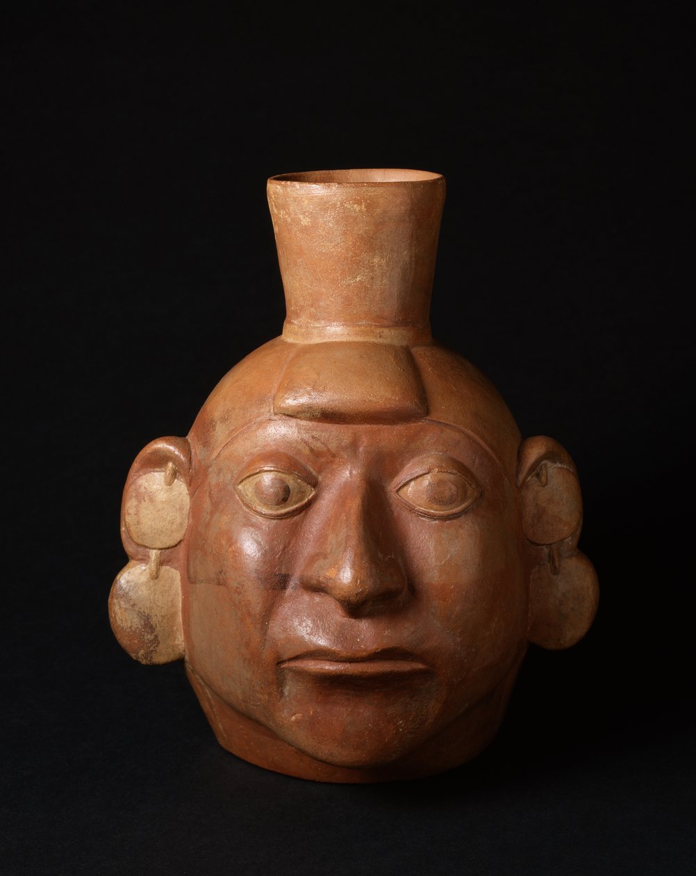 肖像文土器、前期中葉時代、200～700年頃（陶器） 作： モチェモチェ