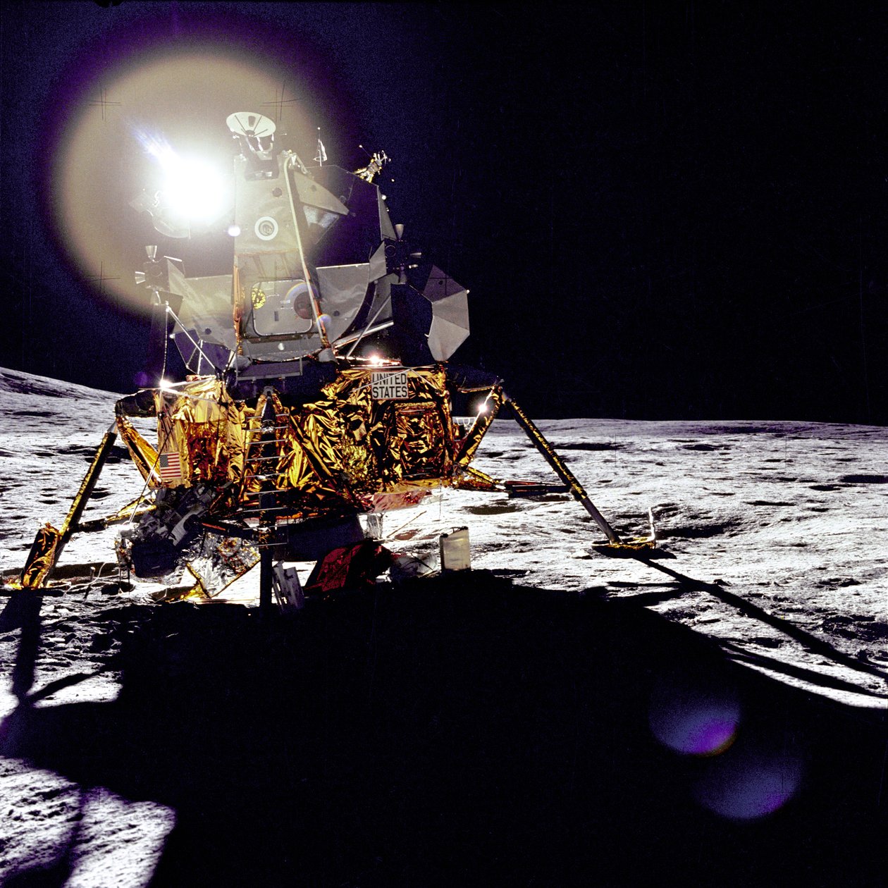 アポロ 14 号 - NASA、1971 年。 作： NASA画像