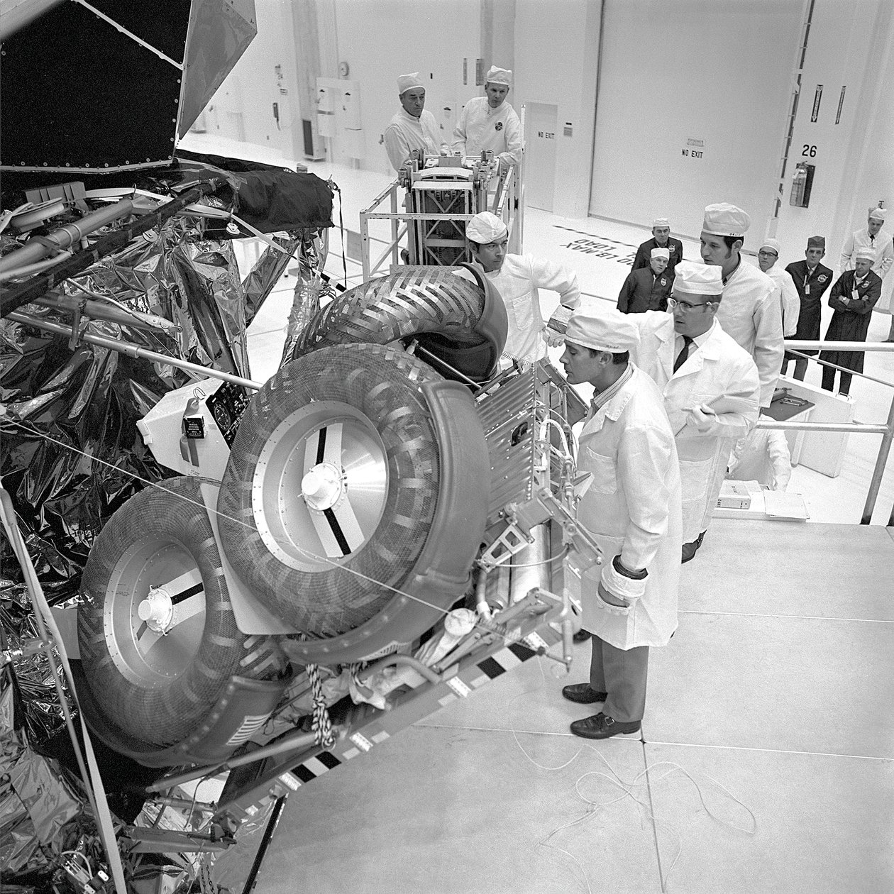 アポロ 16 号 - NASA、1971 年。 作： NASA画像