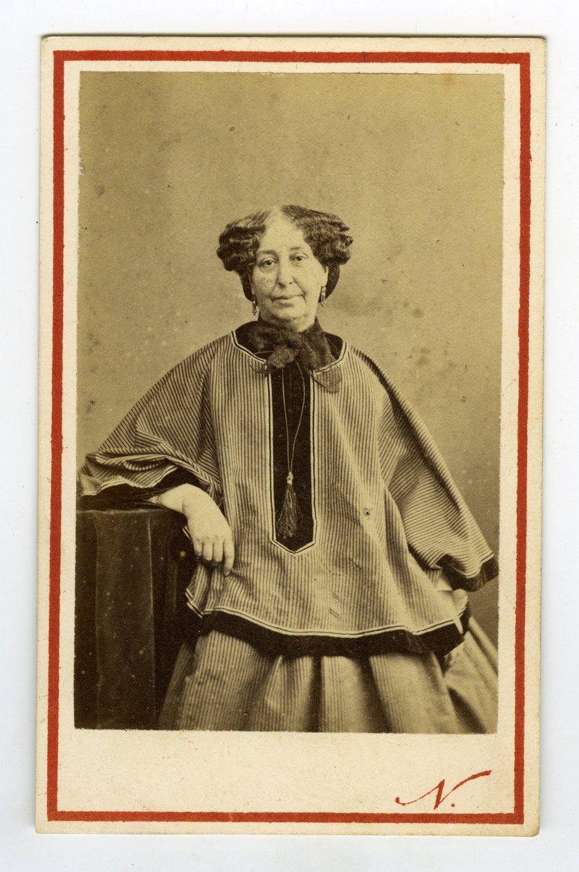 作家ジョージ・サンド（1804-1876）の肖像（オーロール・デュパン）、デュデバン男爵夫人。名刺 作： ナダール