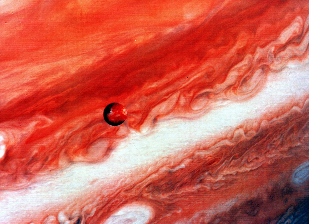 木星のモザイクとその内側の衛星lo。 NASAの写真。 作： 全米航空宇宙局全米航空宇宙局
