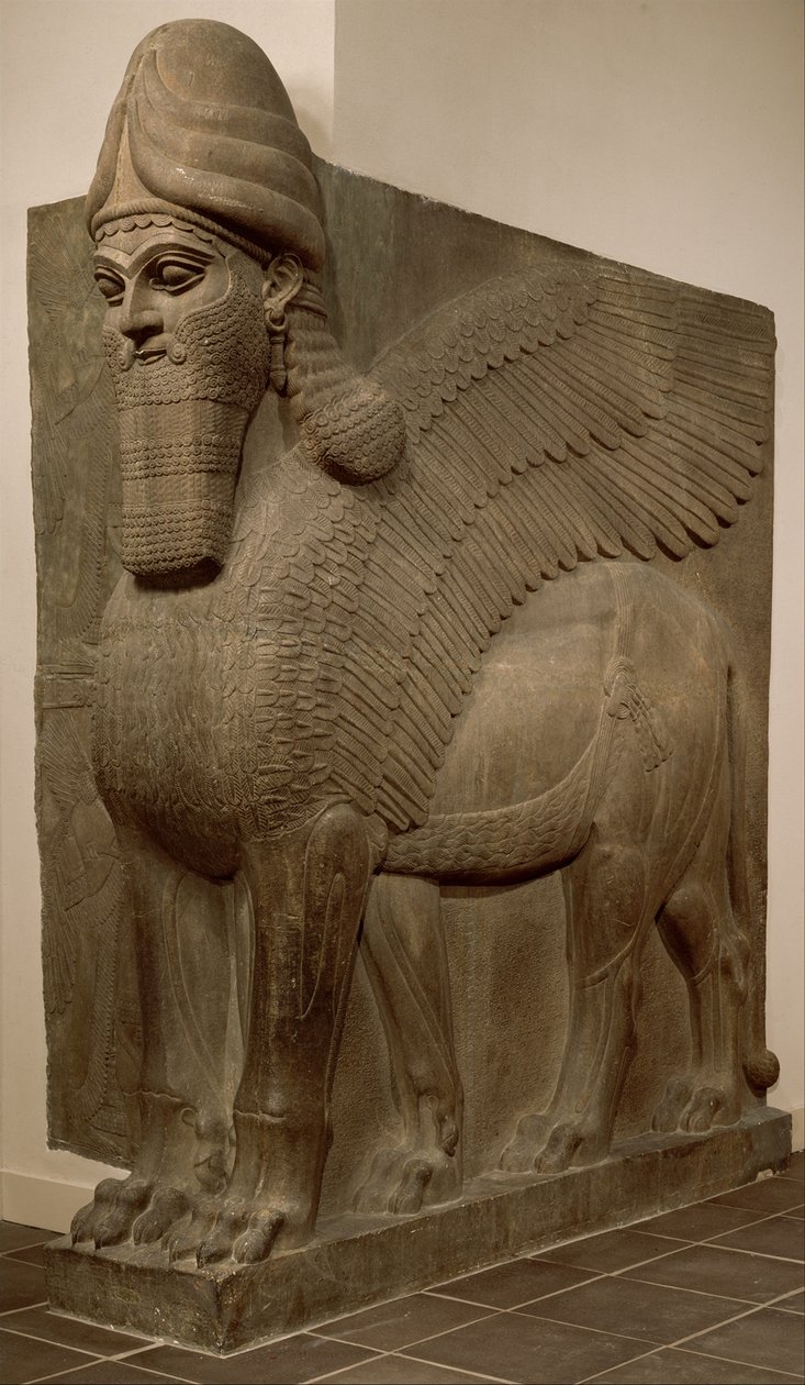 人間が向いた翼のあるライオン（lamassu）、紀元前883〜859年（石膏アラバスター） 作： ネオアッシリア