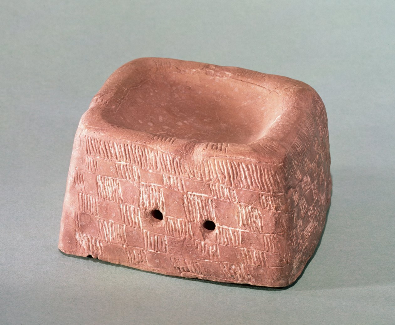 香炉として使われた花瓶の支え、シャッセン文化、紀元前3000～2500年（土器 作： 新石器時代新石器時代