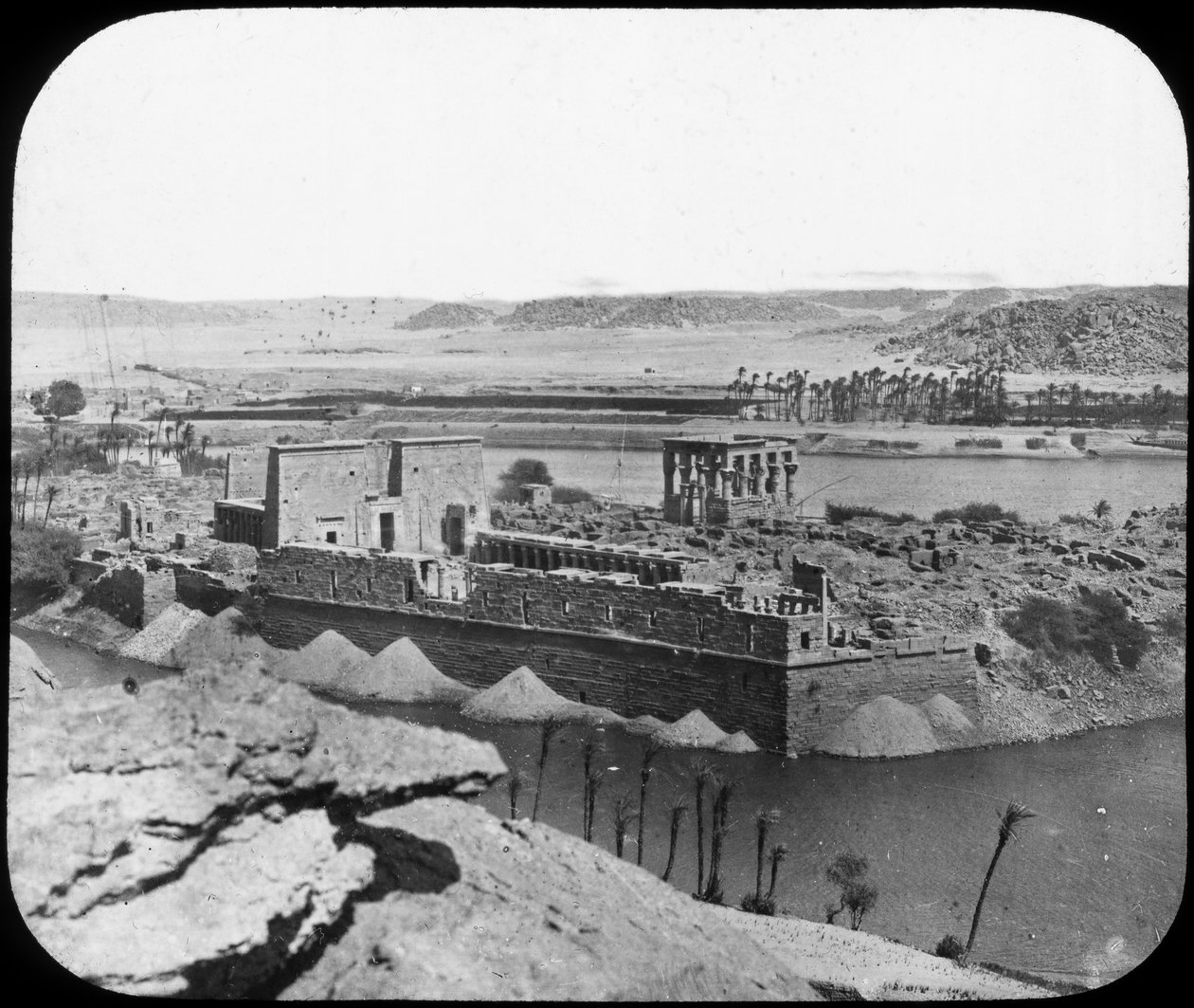 遺跡の概観、フィラエ、エジプト、c1890。 作： ニュートンとCo