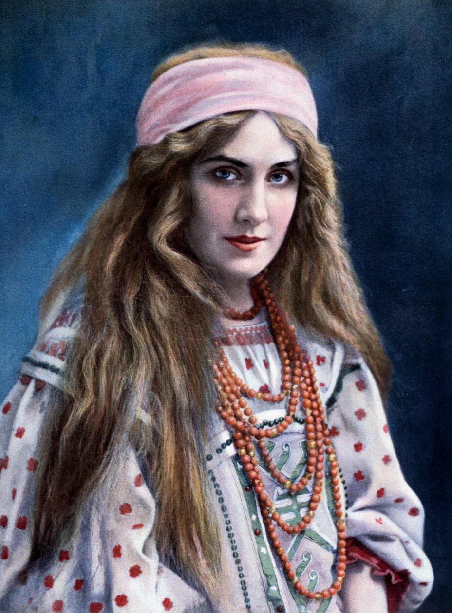 ニコライ・リムスキー＝コルサコフ（1844-1908）作「雪の乙女」のスネグーロチカ役を演じるマルグリット・カレ（1880-1947） 作： ポール（後）ナダール