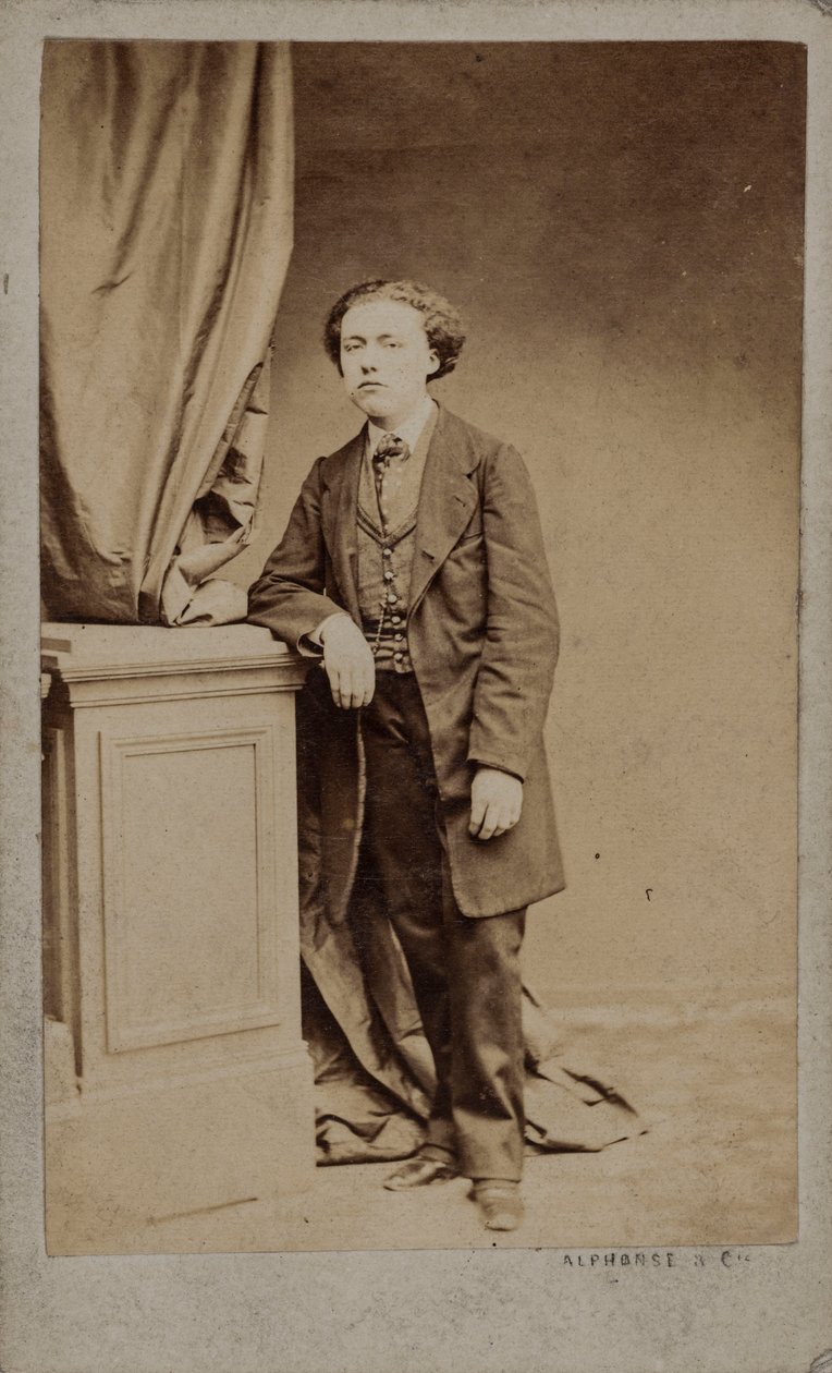 作曲家ルイ・ディエメールの肖像、1843～1919年頃。 1875年。 作： 写真スタジオAlphonseとCie。