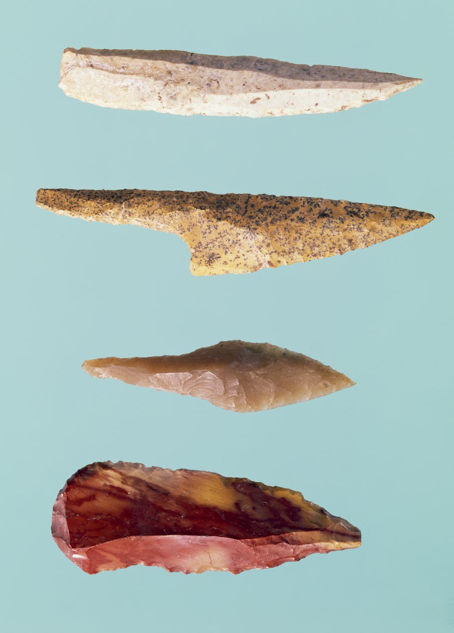 4つのフリントツール、旧旧石器時代、紀元前35000〜10000年（フリント） 作： 先史時代