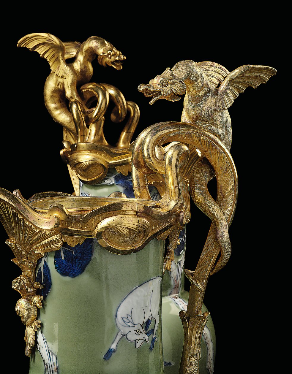ルイ15世の陶器のペア、磁器1662-1722、マウントc.1745-49（オルモルマウント磁器） 作： 清朝康熙時代中国学校