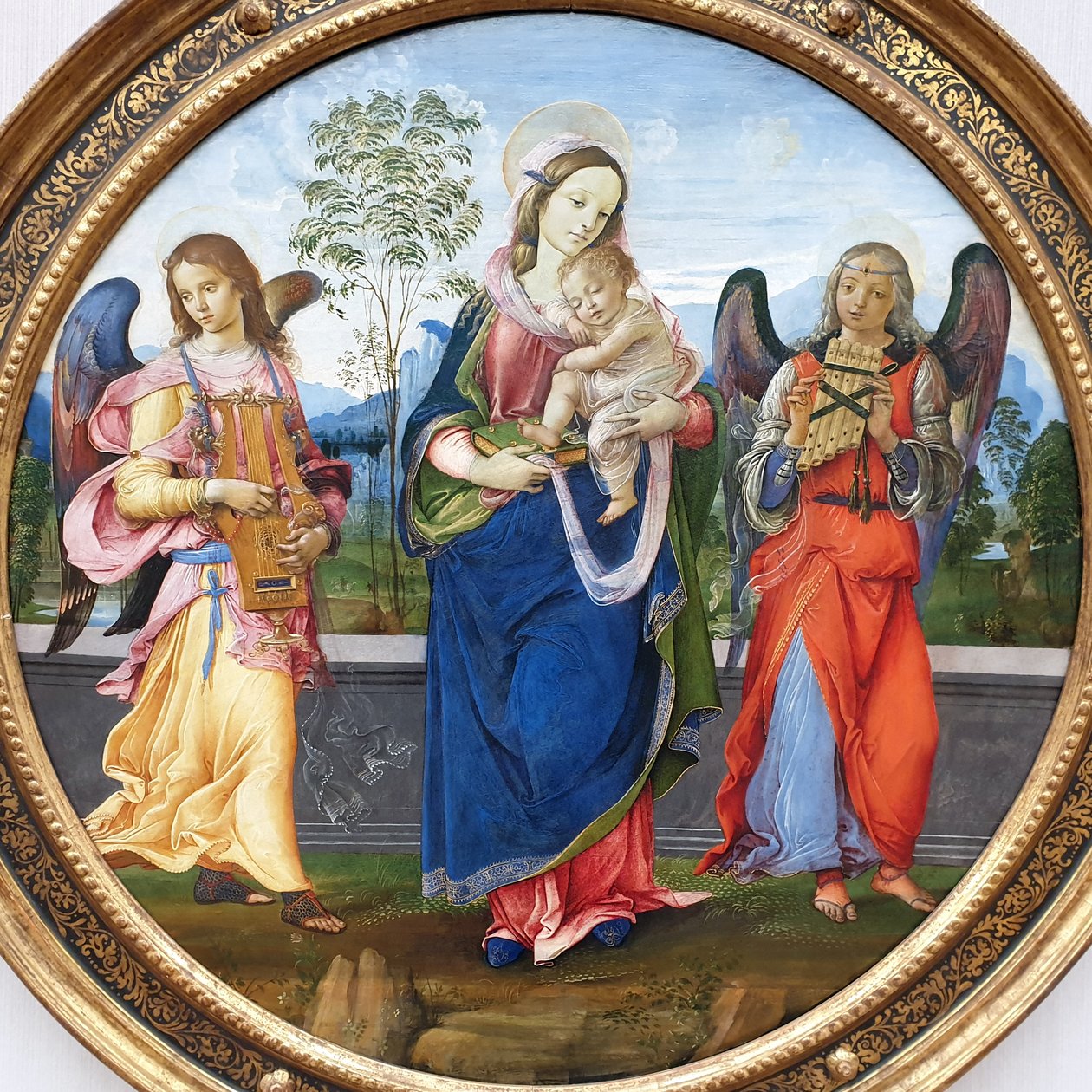 ドイツ語：Maria mit dem Kind und musizierenden Engeln 聖母子と音楽を奏でる2人の天使 作： ラファエッリーノデルガルボ