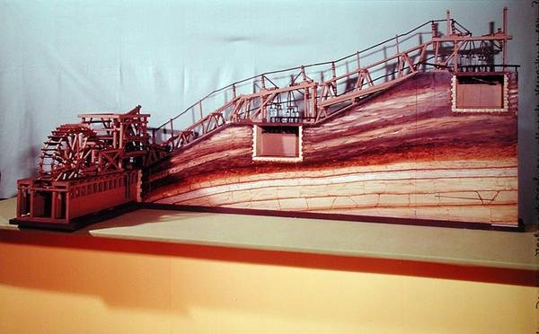 マーリーマシンのモデル、1676年から82年（木材） 作： レネキンスアレム