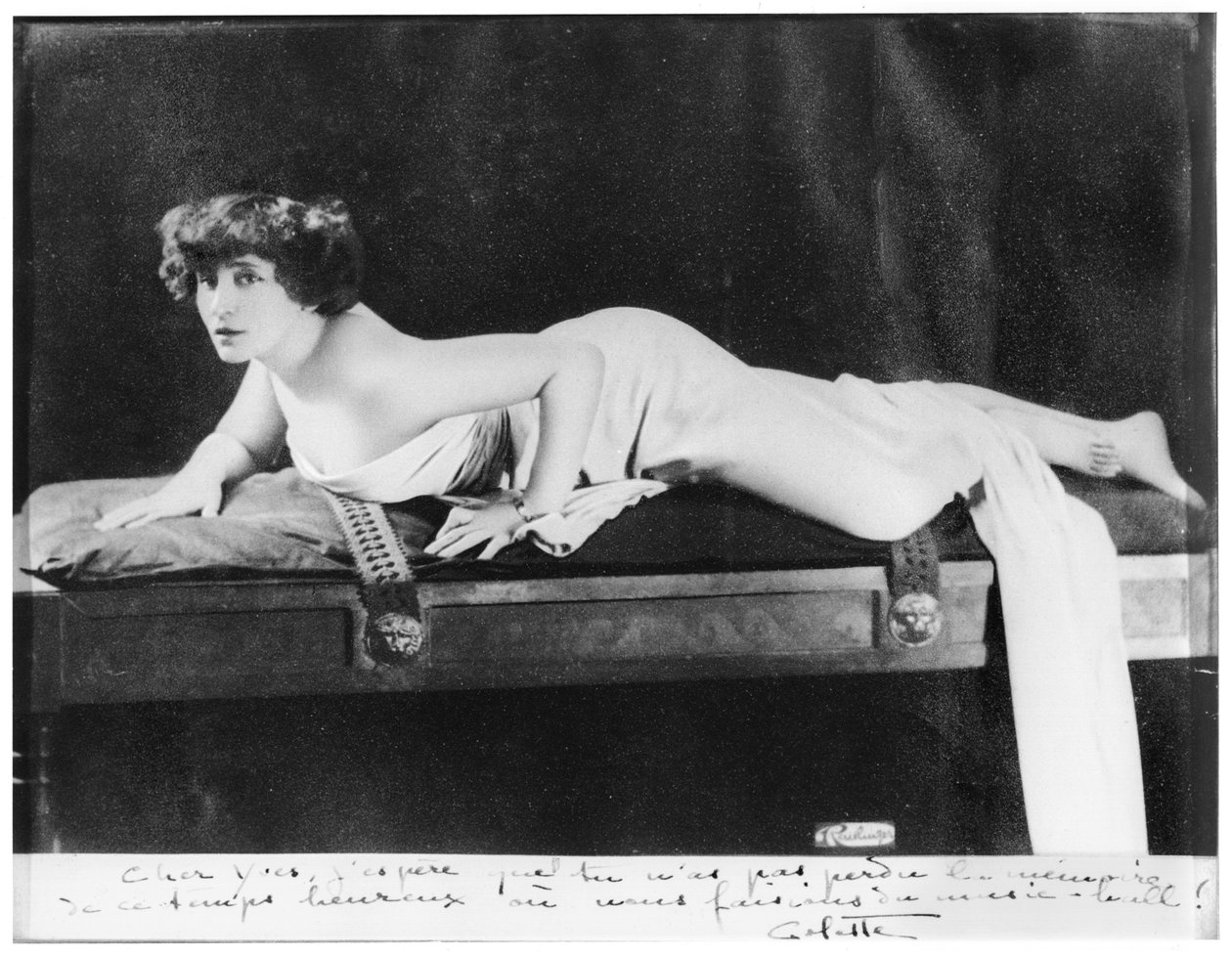 コレット（1873-1954）ポーズ、1909（215403も参照） 作： ロイトリンゲンスタジオ