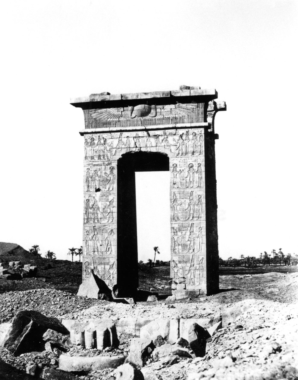 エジプト、カルナックのテンプルアーチ、1863年-1864年 作： リチャード・フェーン・スパイアーズ