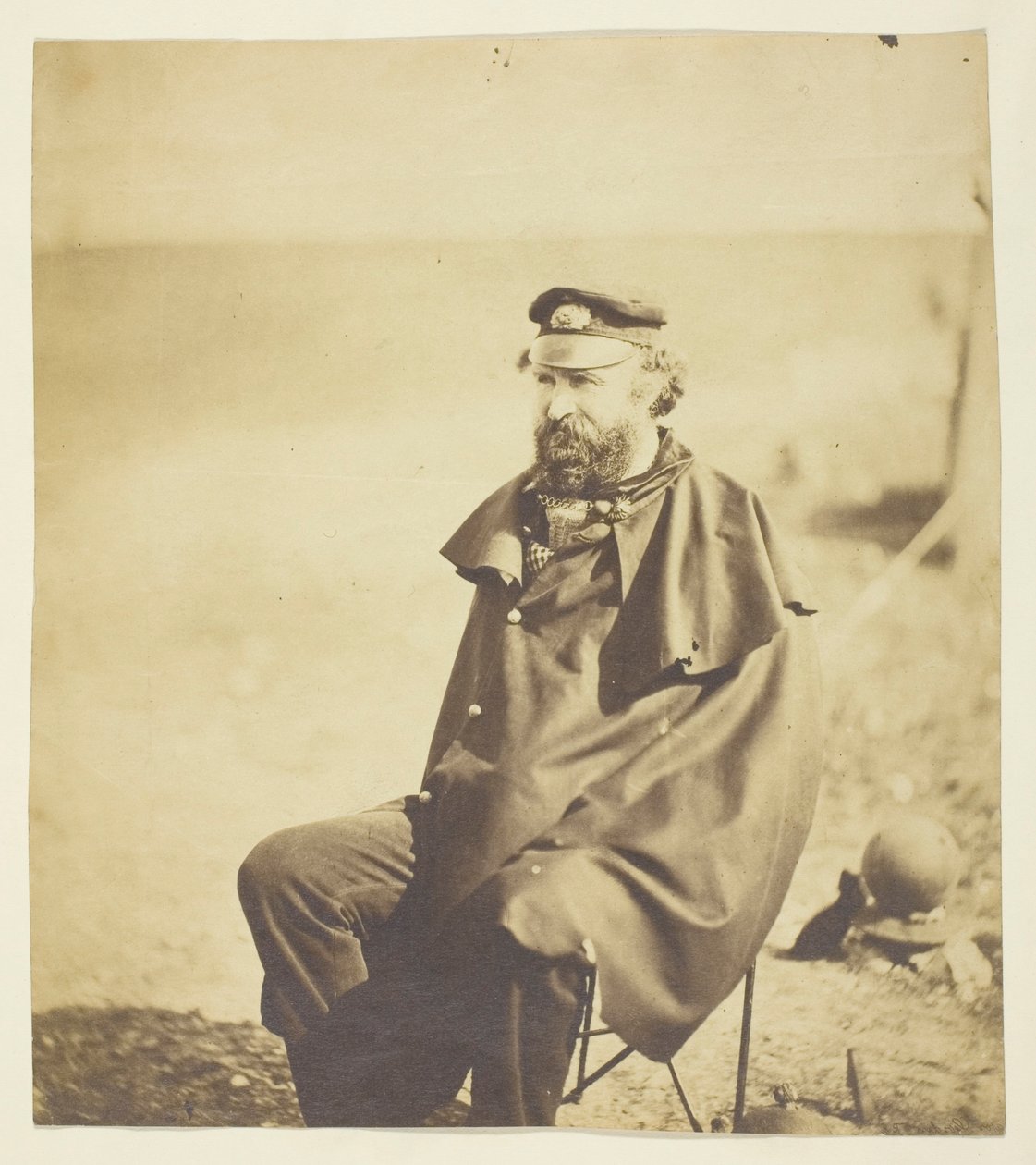 アーチボルド・ゴードン（1812-1886）、クリミアの主任軍医。クリミアで撮影 作： ロジャー・フェントン