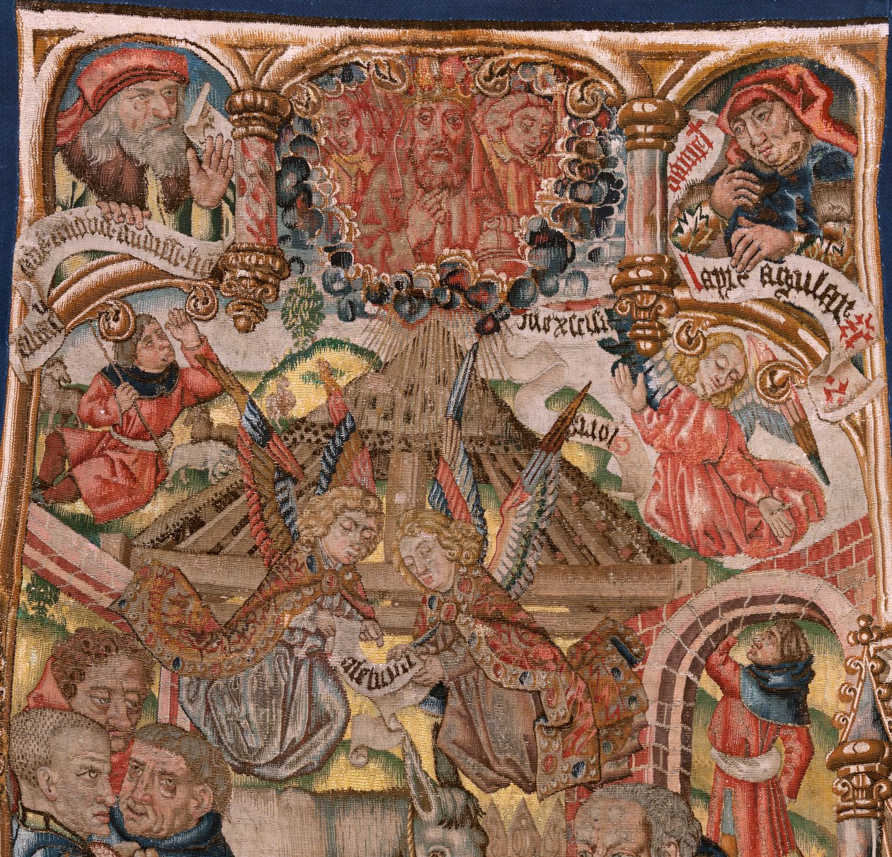 フランダースのタペストリー。 キリストの誕生のトリプティク (Triptico del Nacimiento de Jesús)。 Rogier van der Weyden サークルの漫画家のモデル。 南オランダを製造します。 1492年頃。生地 金、銀、絹、羊毛。 作： ロヒール・ファン・デル（円）ウェイデン
