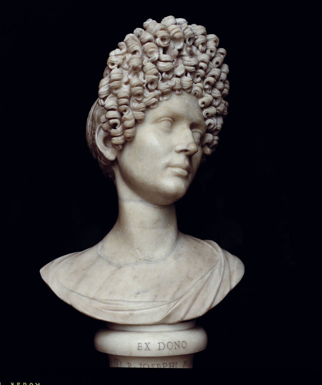 フラビウスの時代のローマ人女性の胸像、AD 90（大理石） 作： 小説