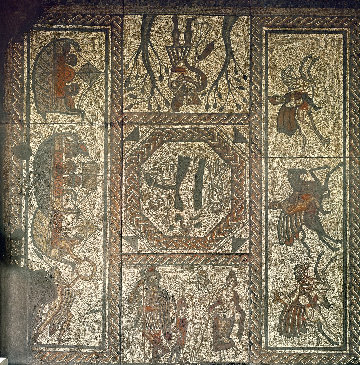 ローハムのローマ時代の別荘からのモザイク舗装。バージルのアエネイス（西暦350年頃）のディドとアエネアスの物語が描かれています。 作： 小説