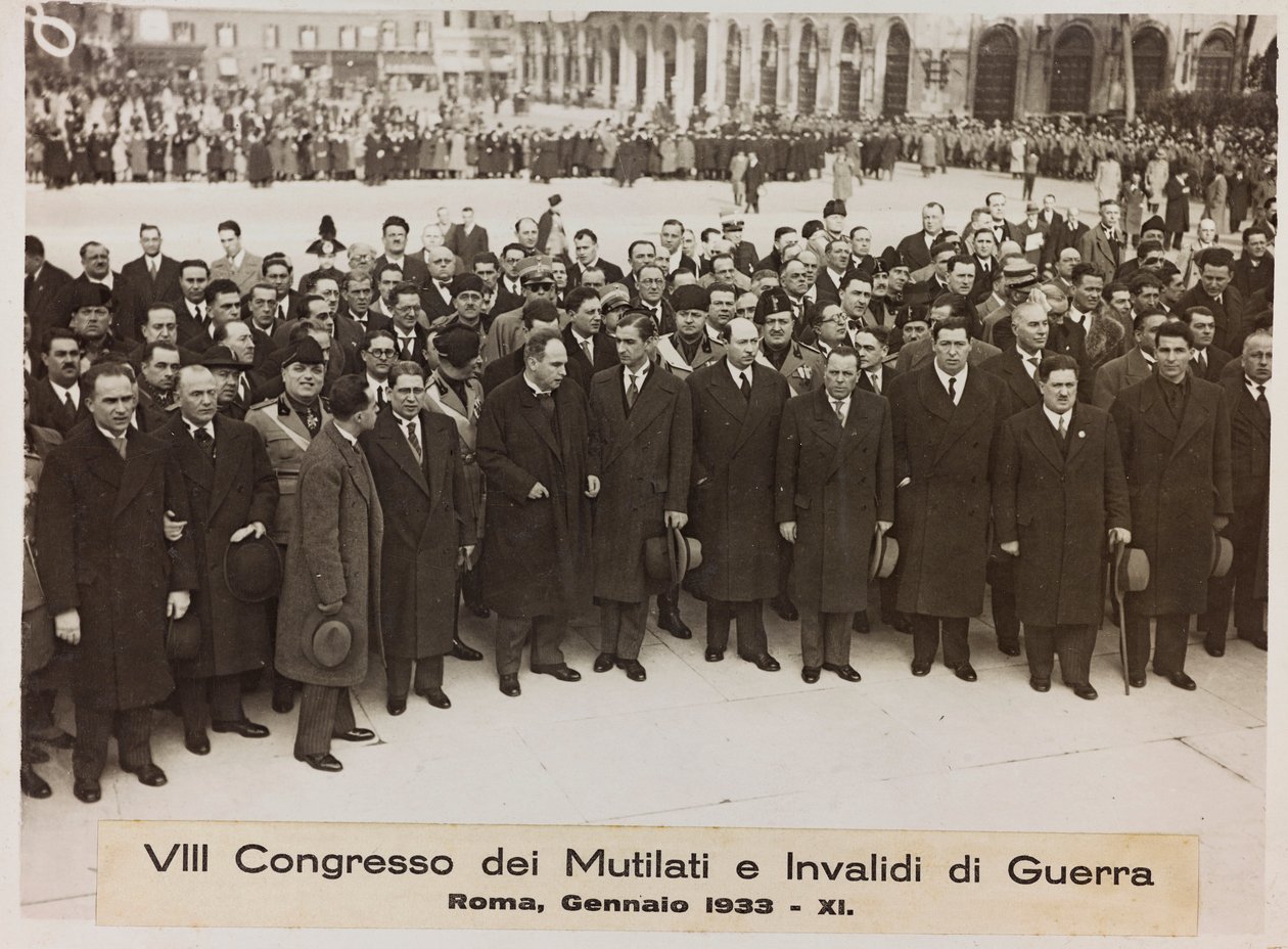 "第8回戦時下死傷者会議 - 1933年1月ローマ - 11" (モノクロ写真) 作： ロモロデルパパ