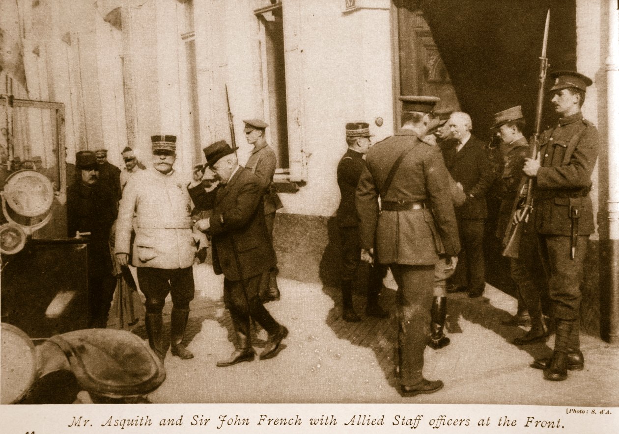 アスキス氏とジョンフランス語卿、前線で連合軍スタッフの将校と一緒、1914-19 作： S. d A.写真