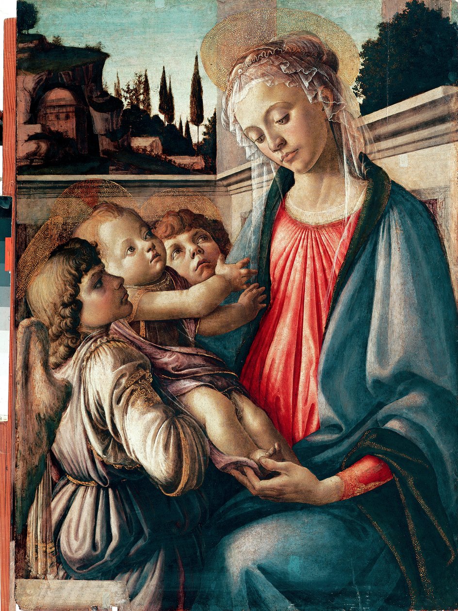 ボッティチェリことサンドロ・フィリペピ（1445-1510）の木彫による聖母子像 1468-1469 Dim.100x71 cm ナポリ、カポディモンテ国立美術館 - ボッティチェリことサンドロ・フィリペピ（1445-1510）の「二人の天使を抱く聖母子」。気性 作： Sandro Botticelli