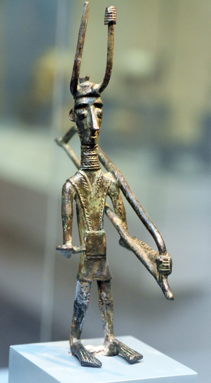 戦士のブロンズ像、紀元前1800～1200年頃（ブロンズ 作： サルデーニャヌラーゲ文明