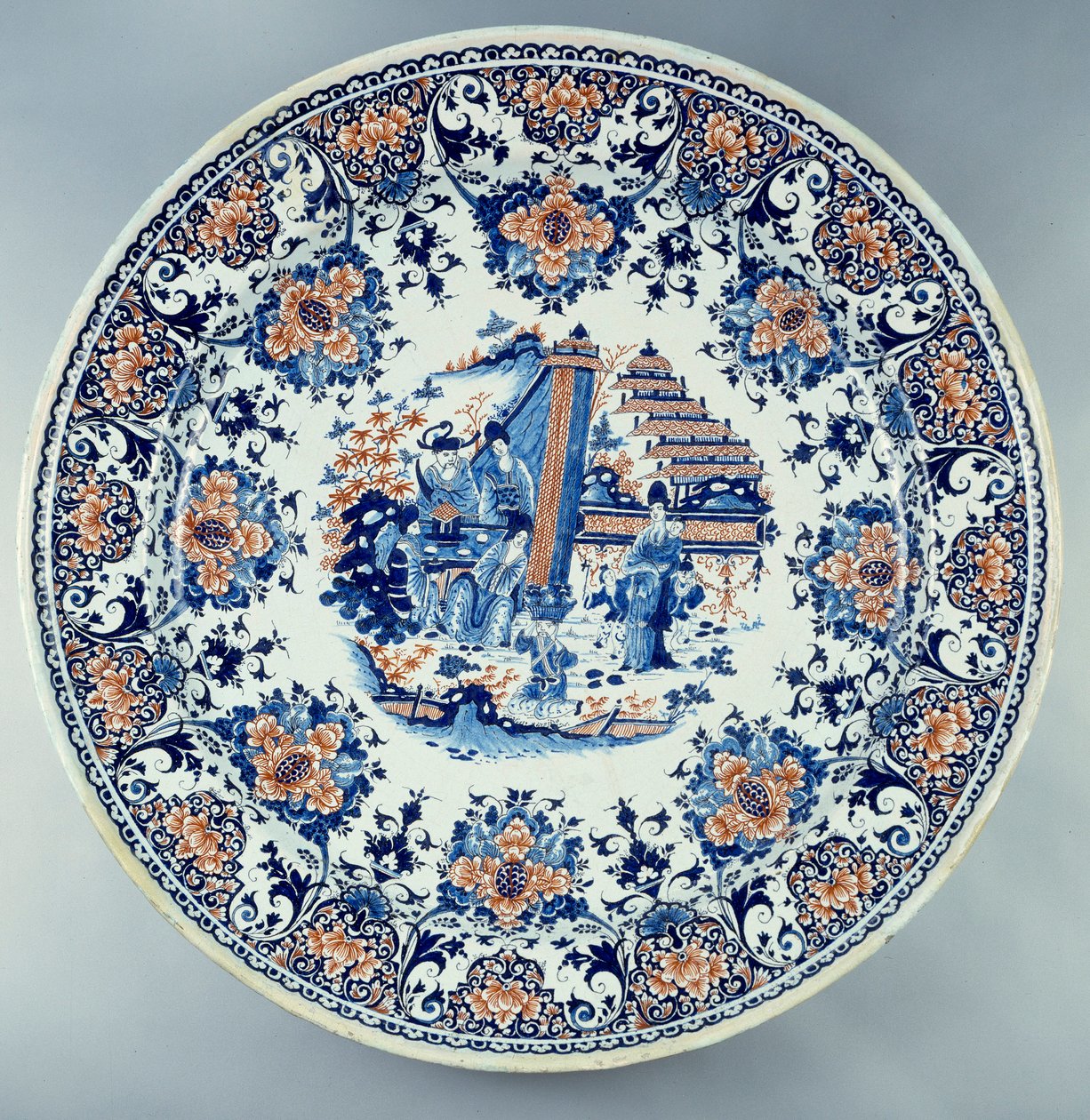 ☆☆フランスの輪花の皿：シノワズリー中国人の絵　19世紀 シノワズリ｜中国“風”であってパクリではない、東洋への憧れが