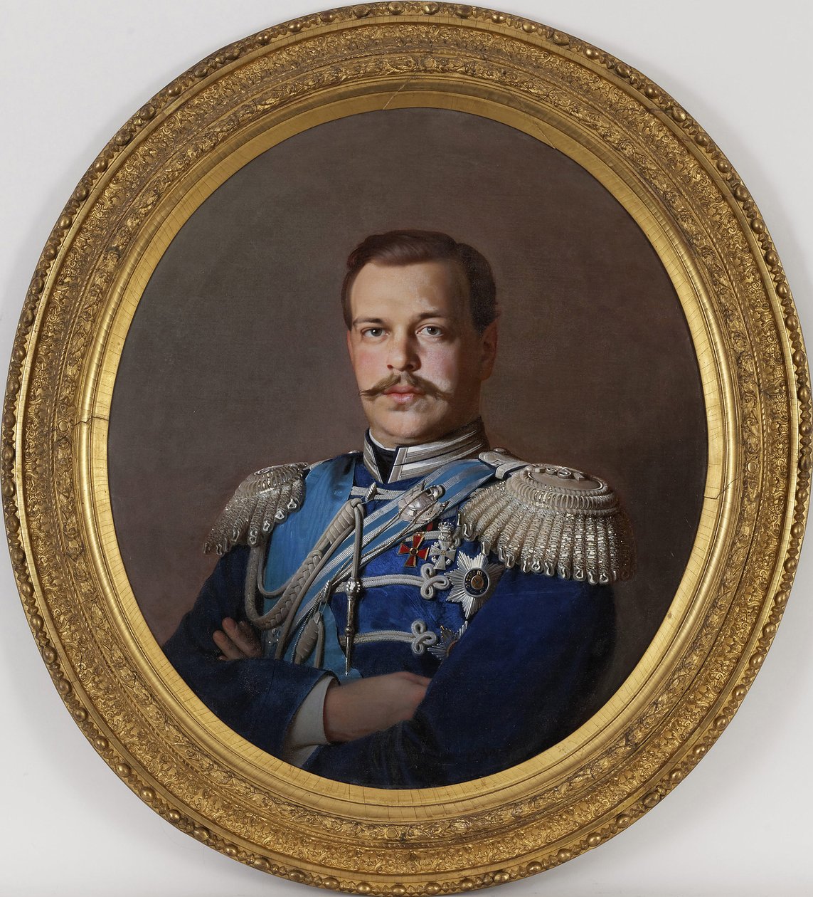 アレクサンドル3世 - 皇帝アレクサンドル3世（1845-1894）の肖像 - Peinture de Sergei Konstantinovich Zaryanko（1818-1870）、1865年頃 - 油彩・キャンバス、78x71 - 個人蔵 作： セルゲイ・コンスタンティノヴィッチ・ザリャンコ