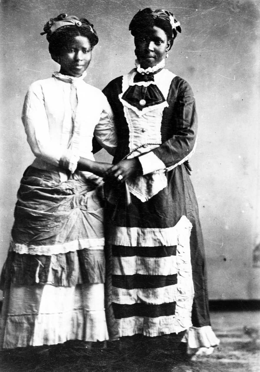 2人のクリスチャンケフィア少女、南アフリカ、1895年 作： 南アフリカの写真家